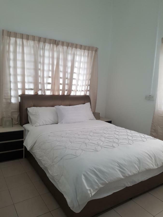 Pinky Villa Ipoh Bagian luar foto